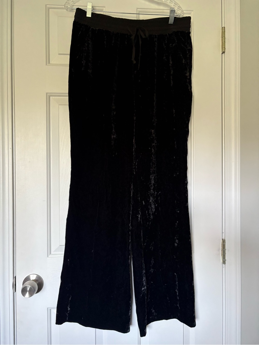 Cabi Black Velvet Pull-On Pants